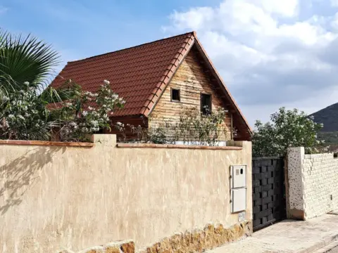 Chalet en calle del Antiguo Reino de Valencia, nº 602